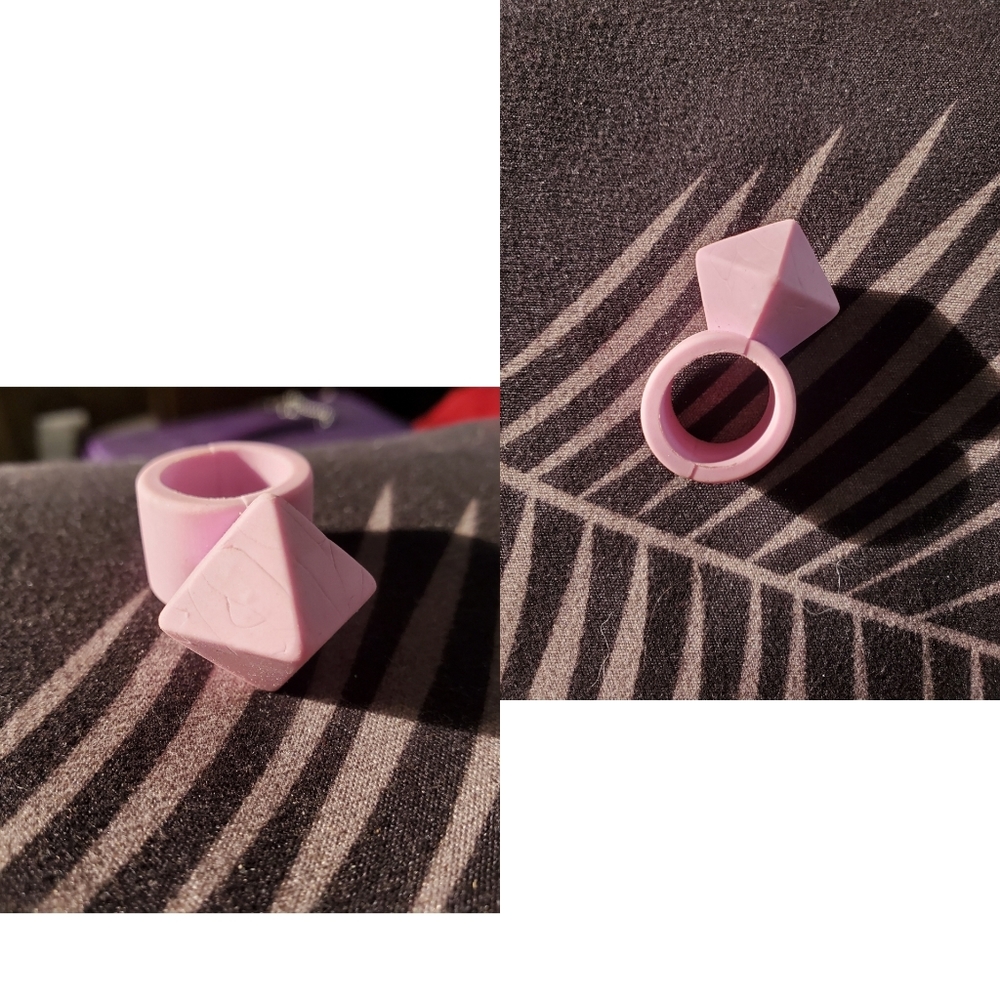 Rubbery Diamond Ring